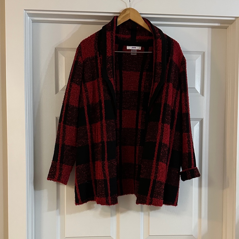 💟 Alia Red and Black Plaid Sweater